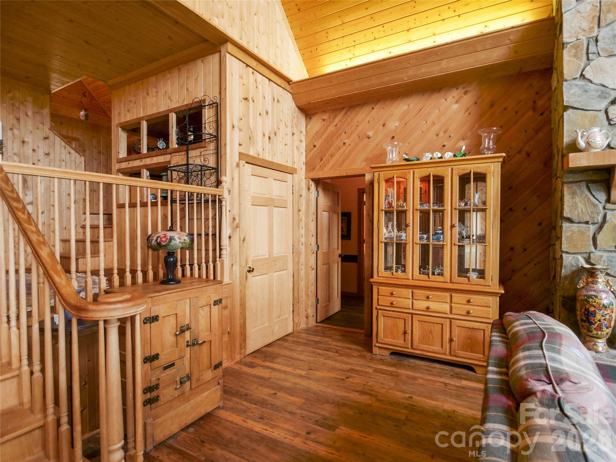 386 Arrowhead Trail — Columbus