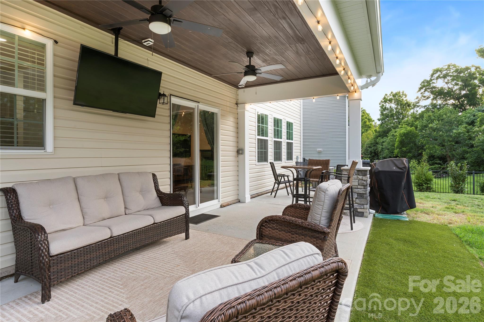 7119 Hermiston Street — Charlotte