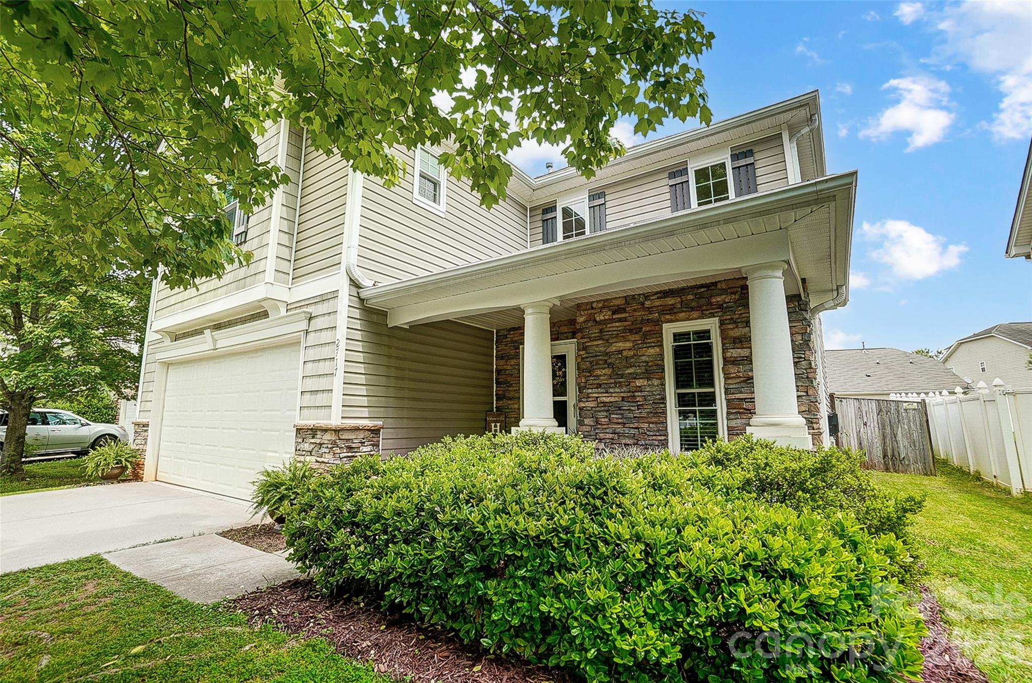 2717 Markham Woods Court — Charlotte