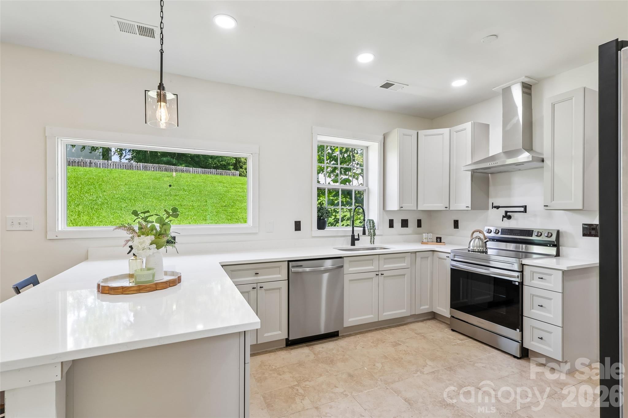 10908 Chastain Parc Drive — Charlotte