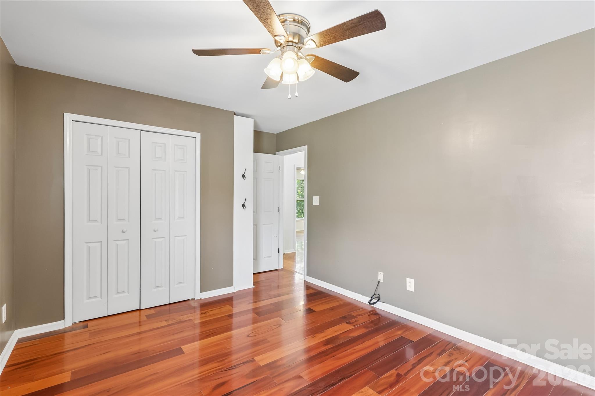 10908 Chastain Parc Drive — Charlotte