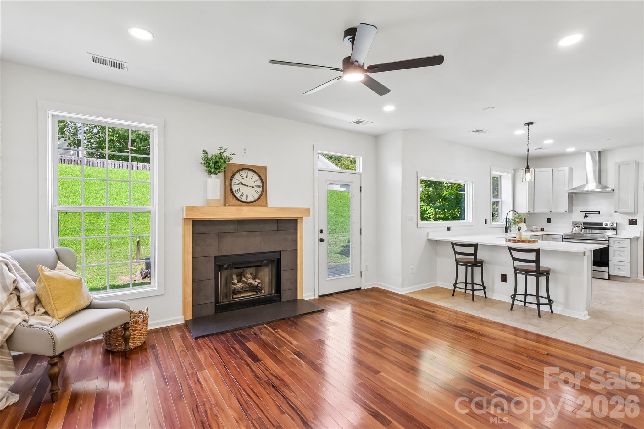 10908 Chastain Parc Drive — Charlotte