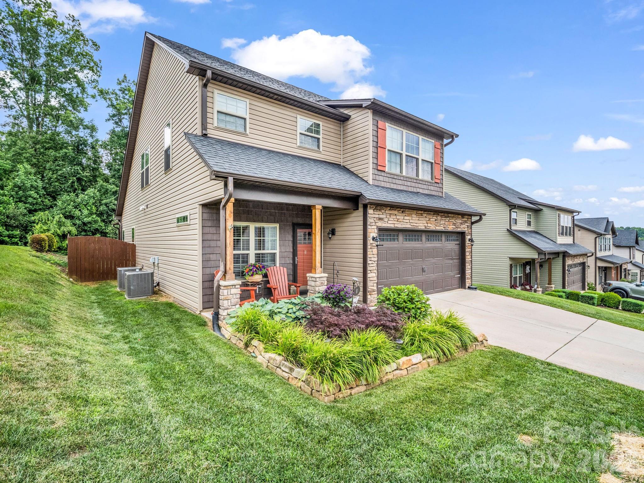 8 Mallard Run Drive — Arden