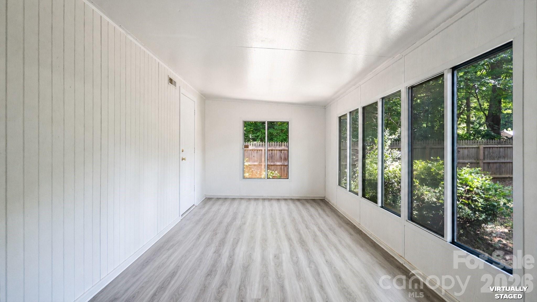 5050 Gibbons Link Road — Charlotte