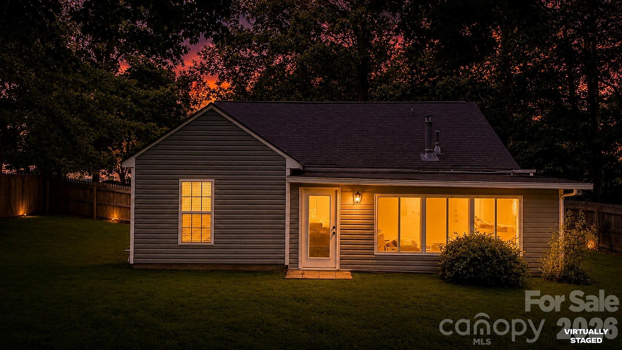 5050 Gibbons Link Road — Charlotte