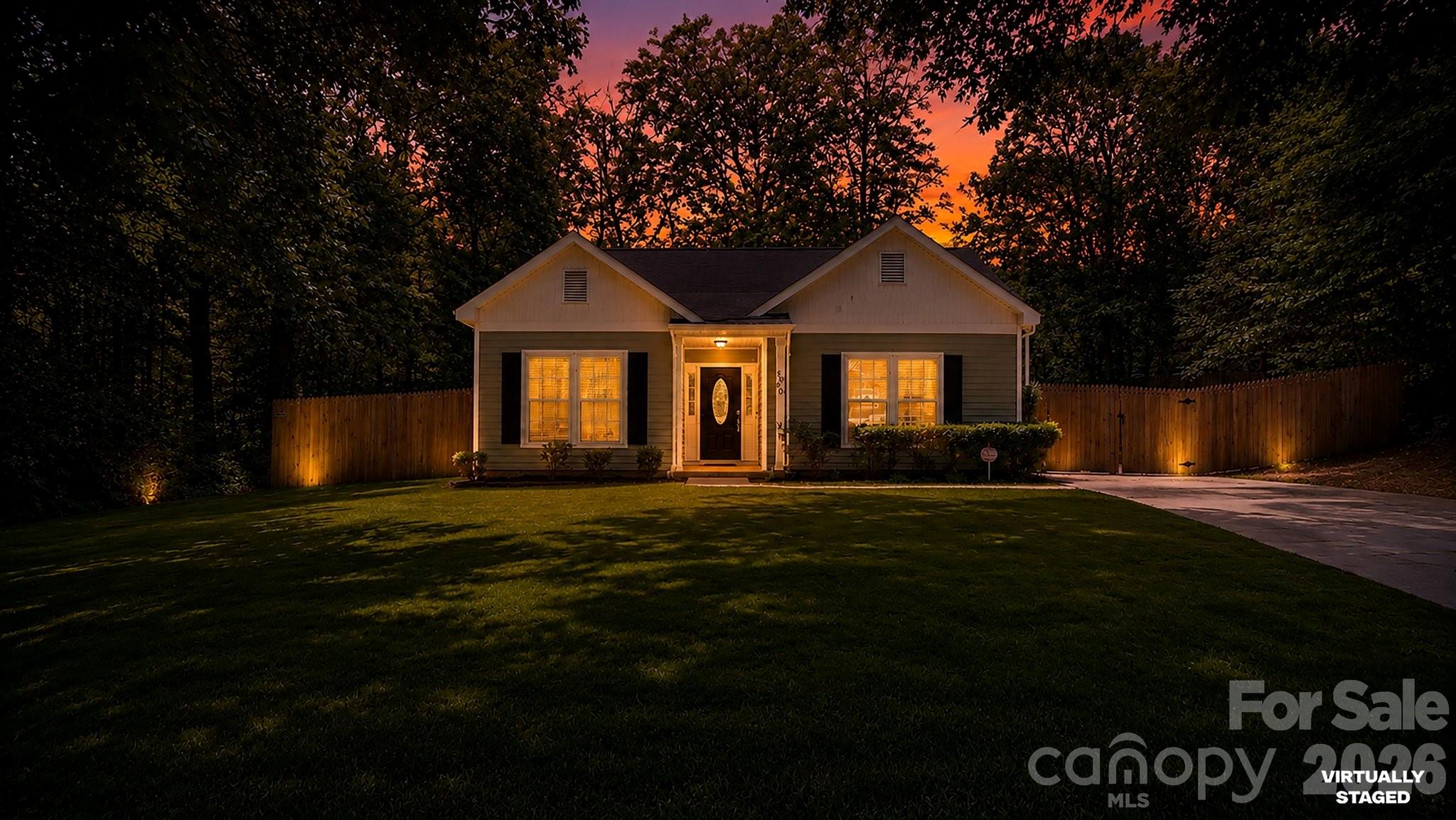 5050 Gibbons Link Road — Charlotte