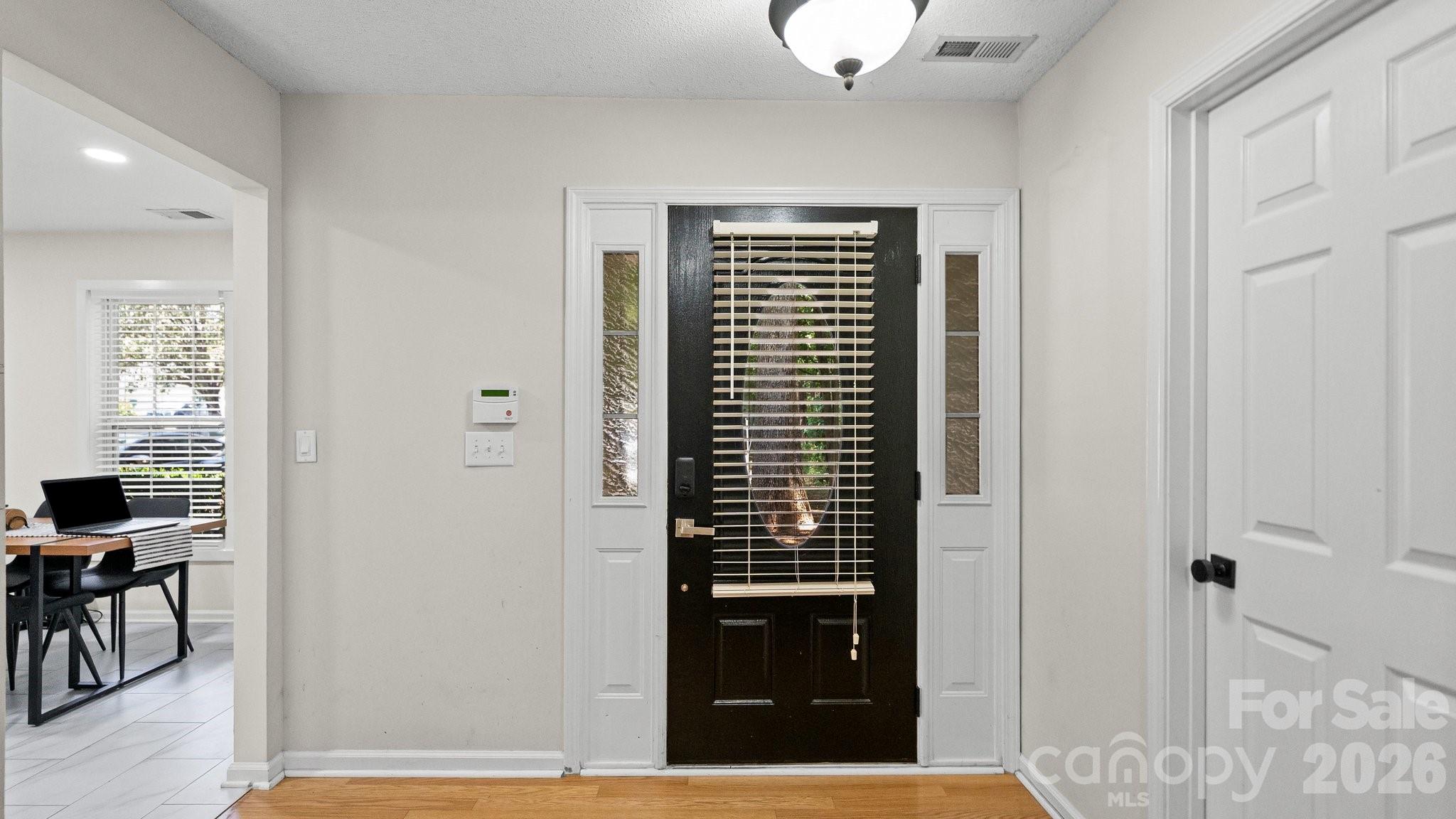 5050 Gibbons Link Road — Charlotte