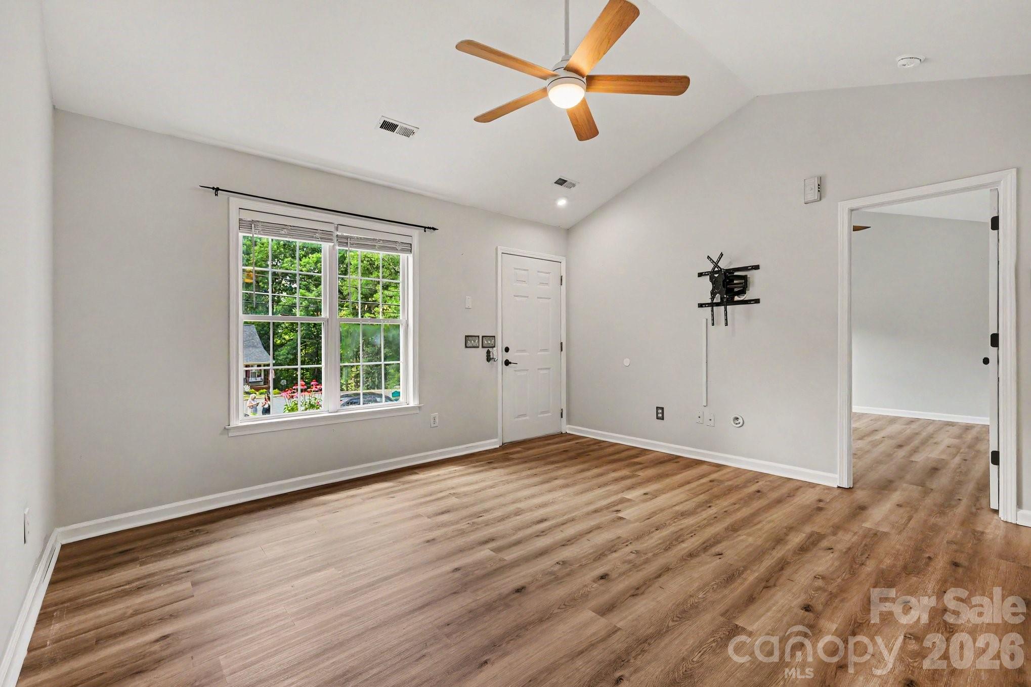 116 Julia Street — Mount Holly