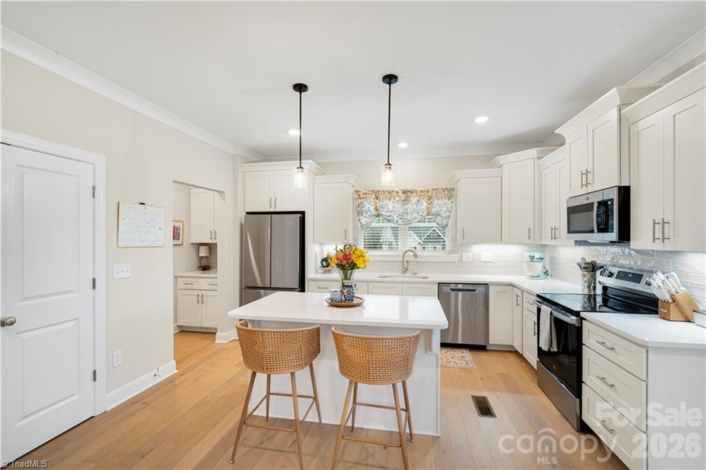 360 Wynnfall Drive — Lexington