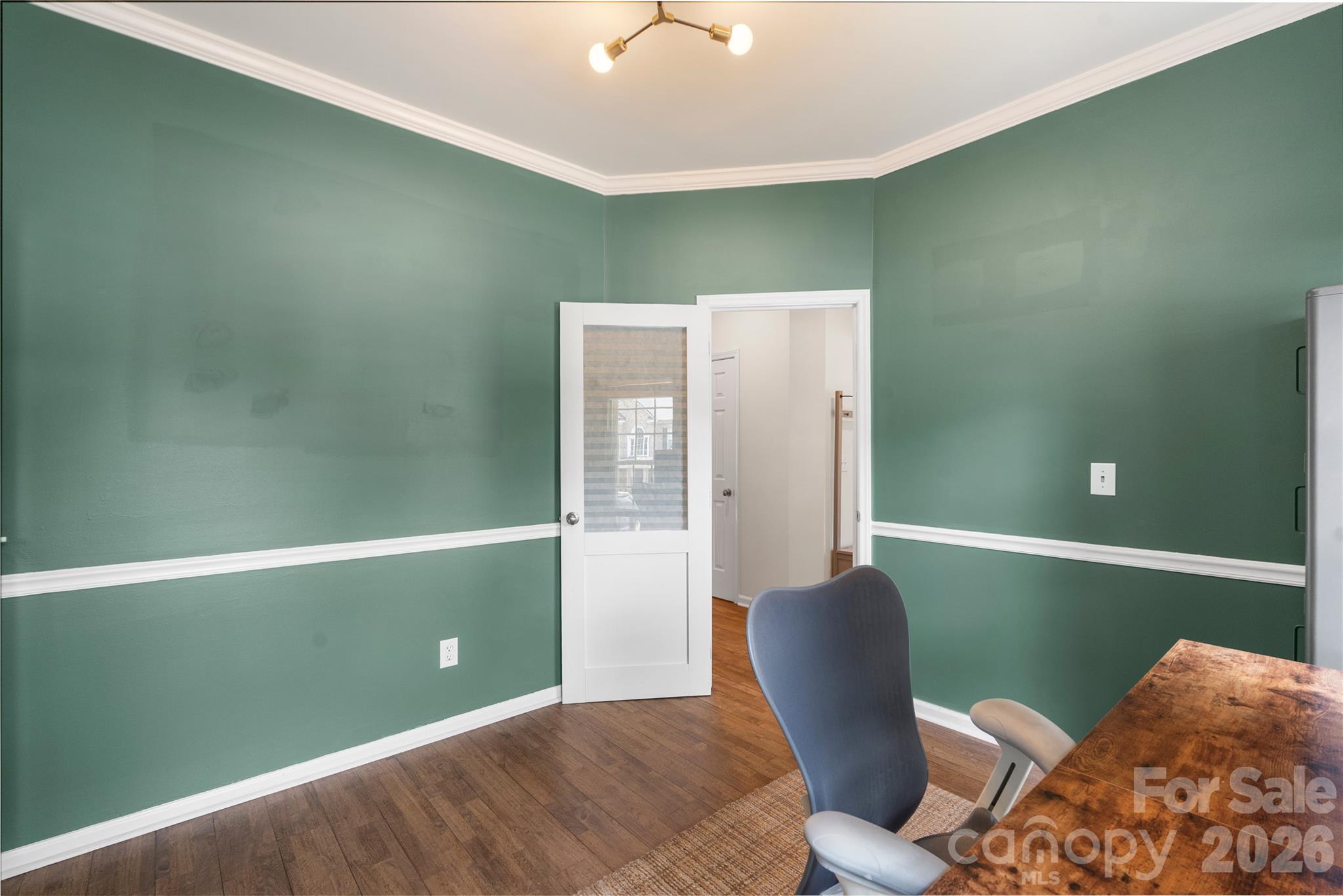 12002 Harmon Lane — Pineville
