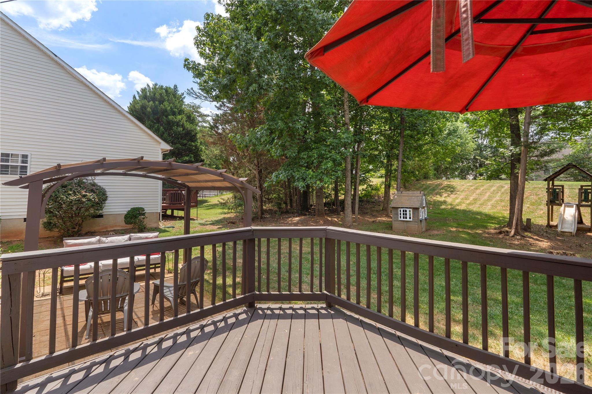 12002 Harmon Lane — Pineville