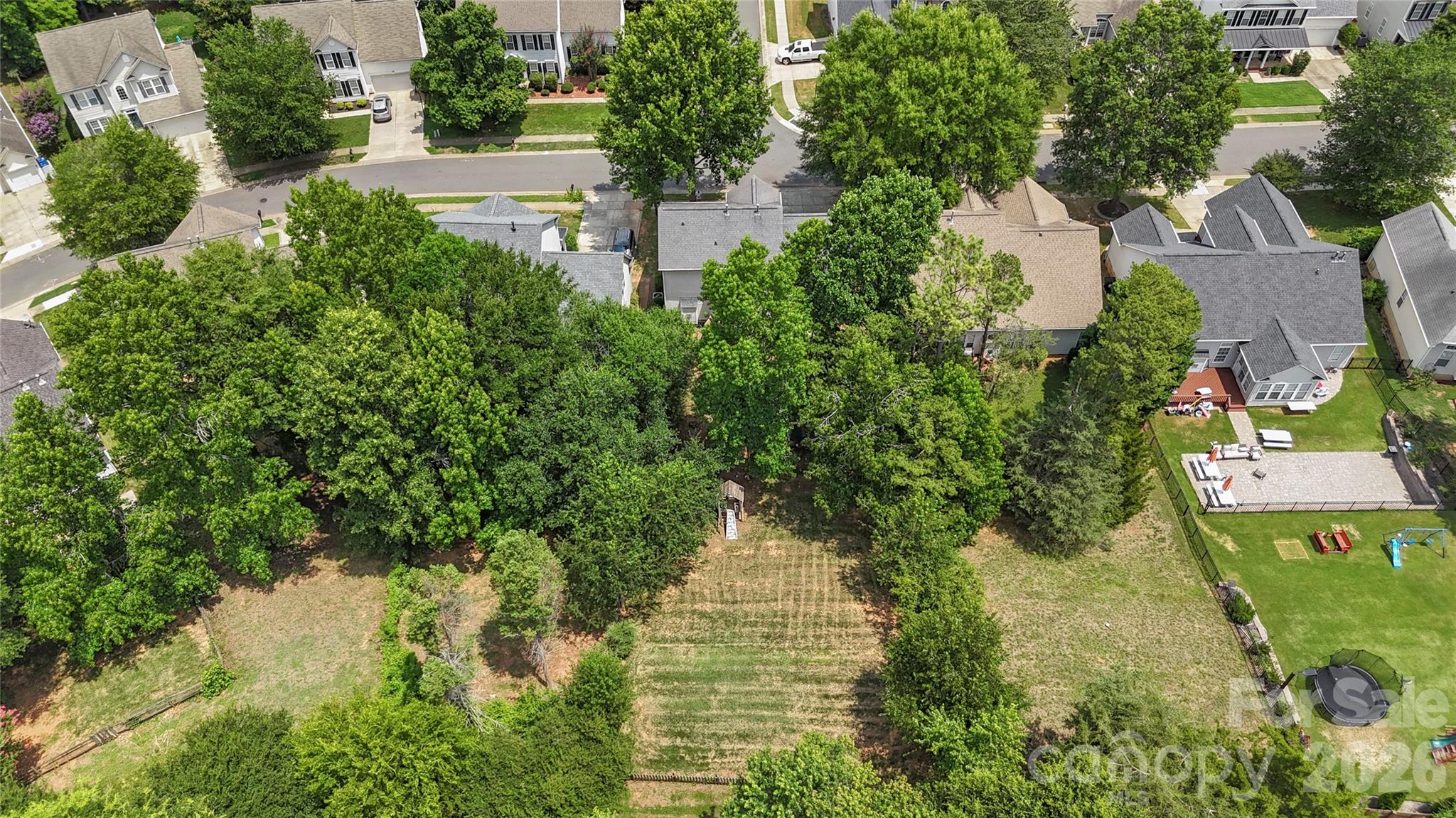 12002 Harmon Lane — Pineville