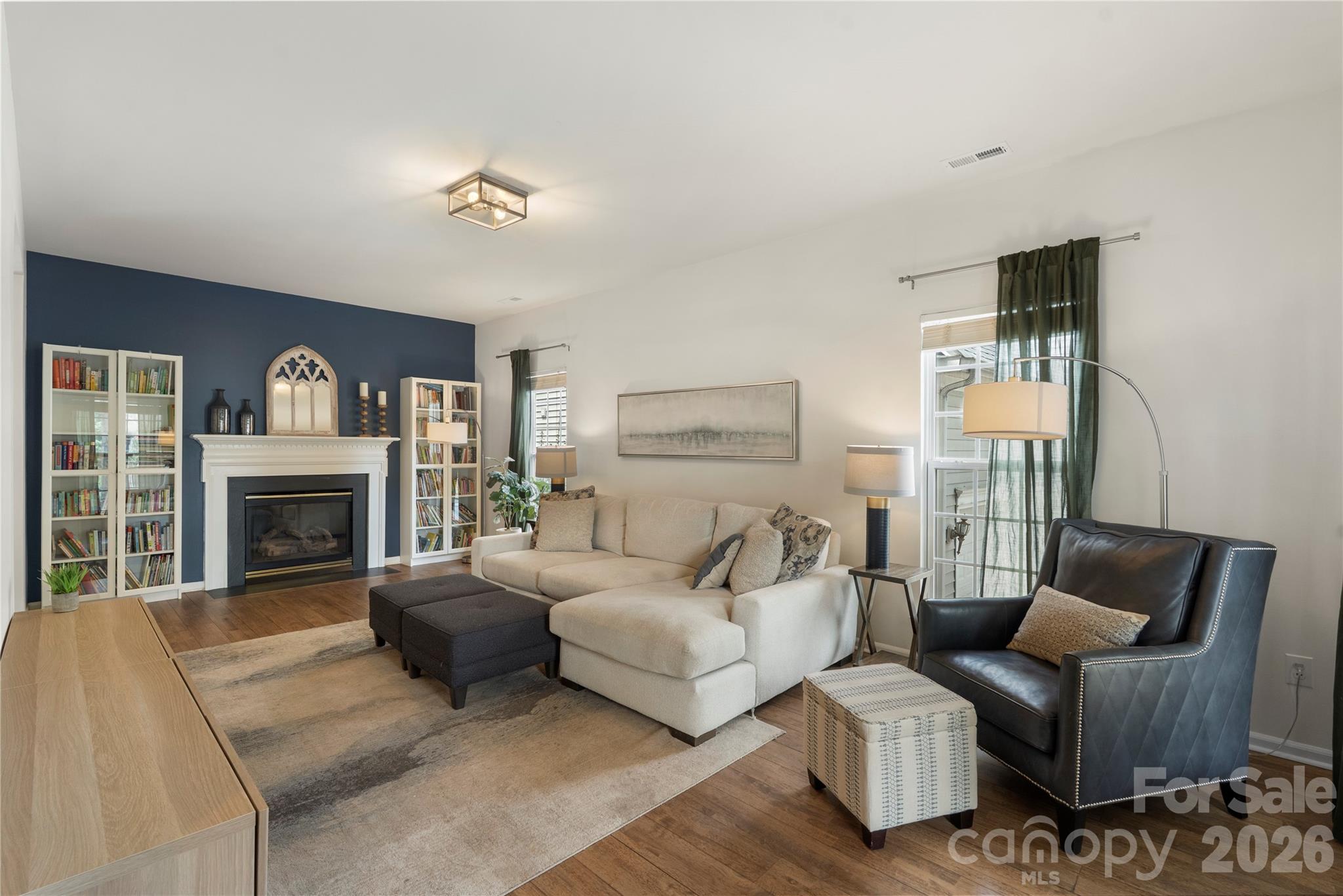 12002 Harmon Lane — Pineville