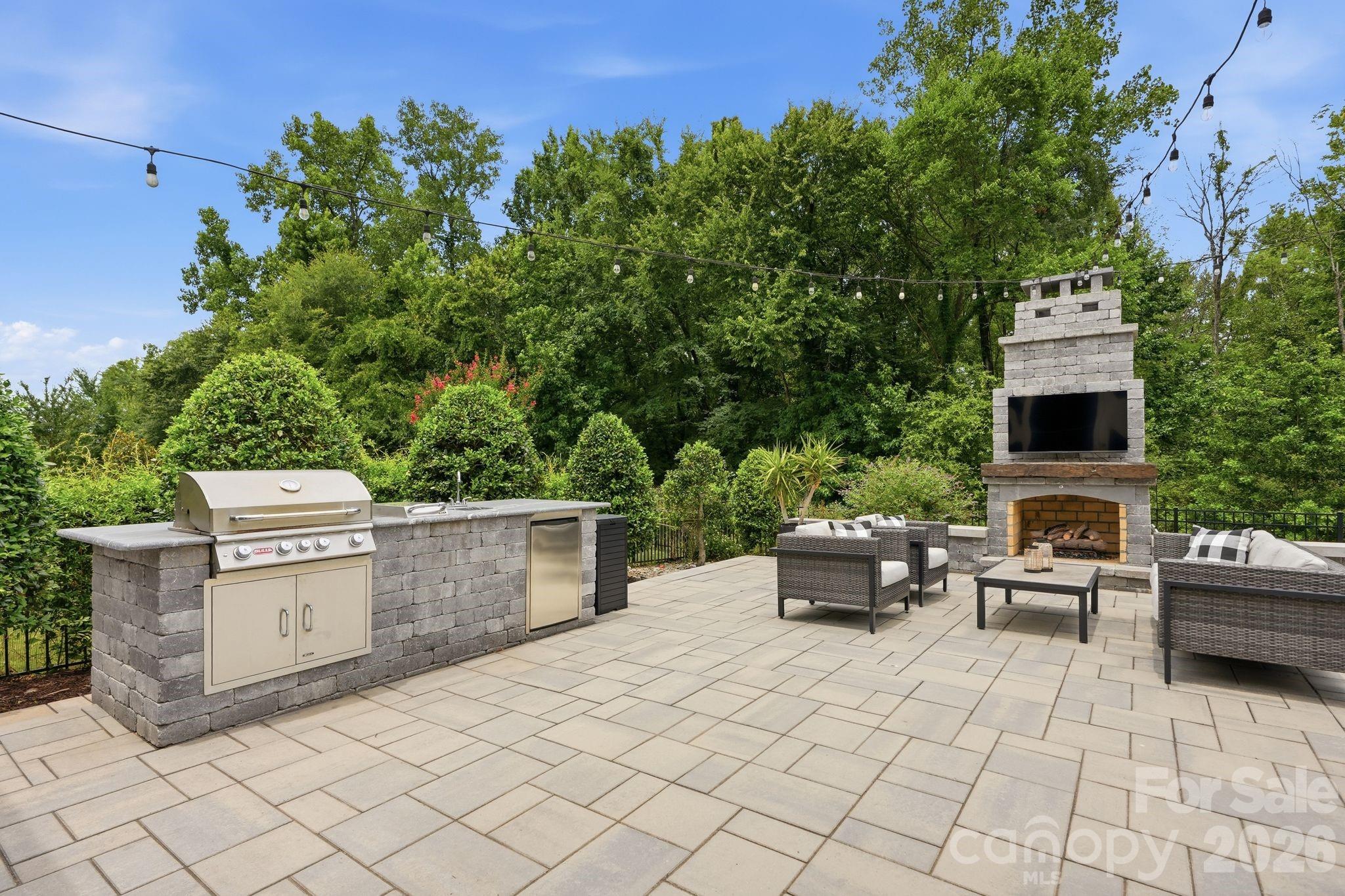 1086 Weir Court — Fort Mill