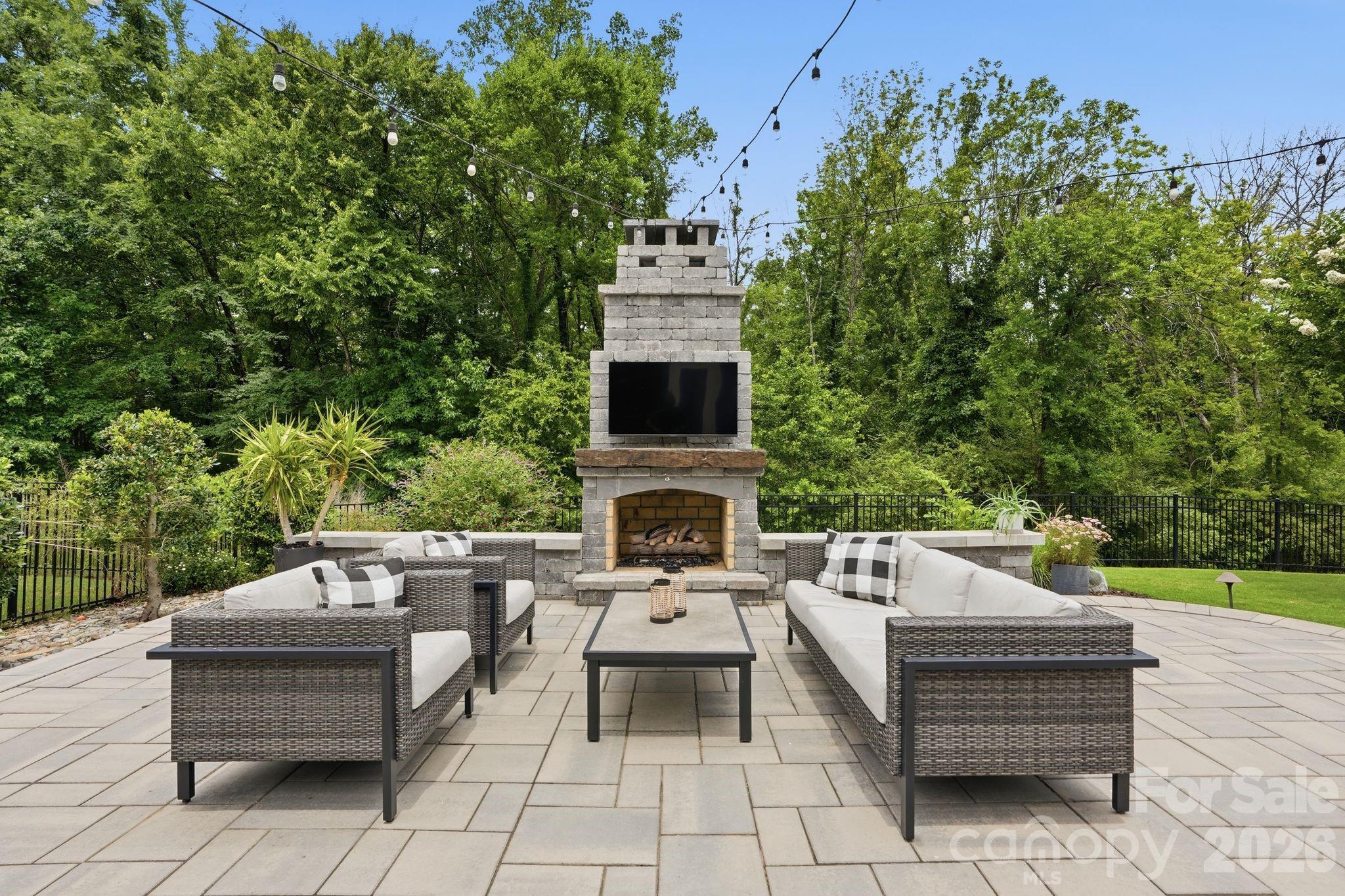1086 Weir Court — Fort Mill