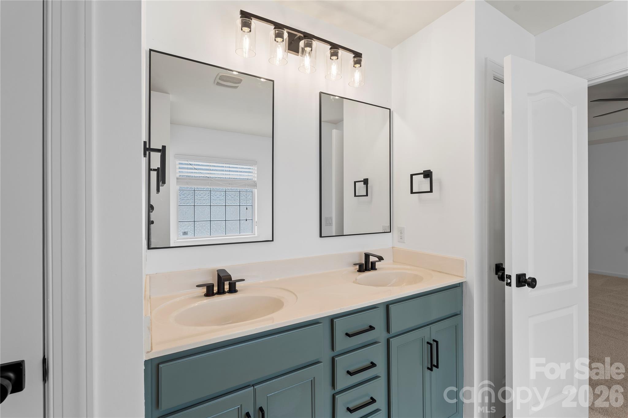 5412 Allison Lane — Charlotte