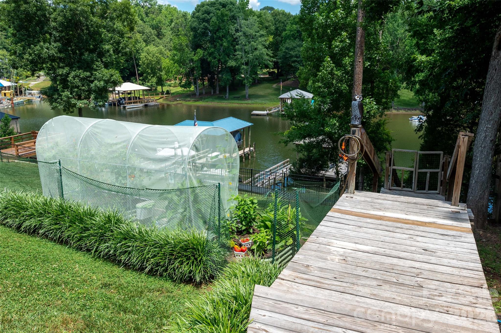 6236 River Cabin Lane — Charlotte