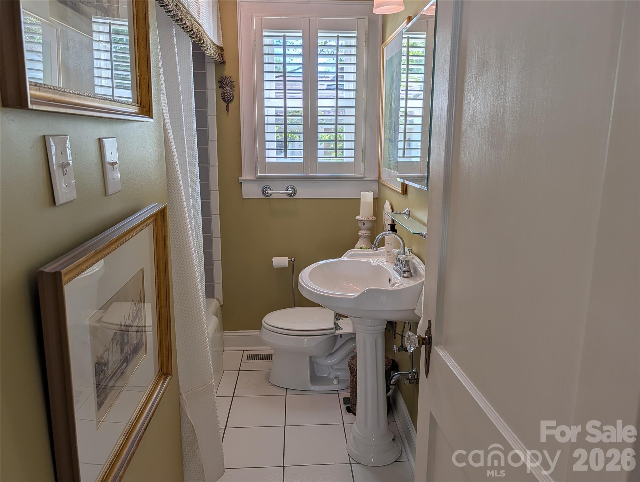 61 NW Spencer Avenue NW #30-32 — Concord