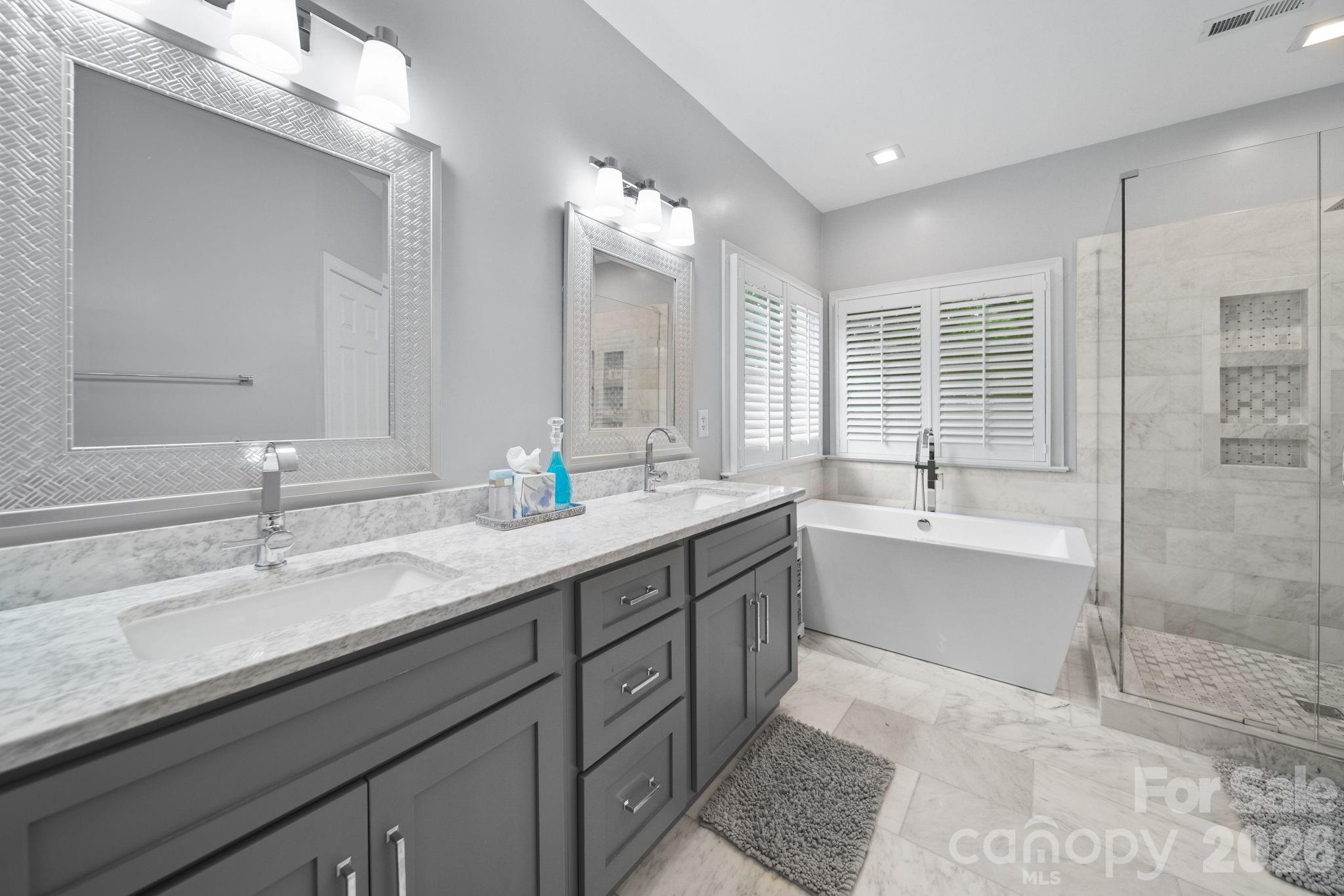 9125 Grove Tree Lane — Huntersville