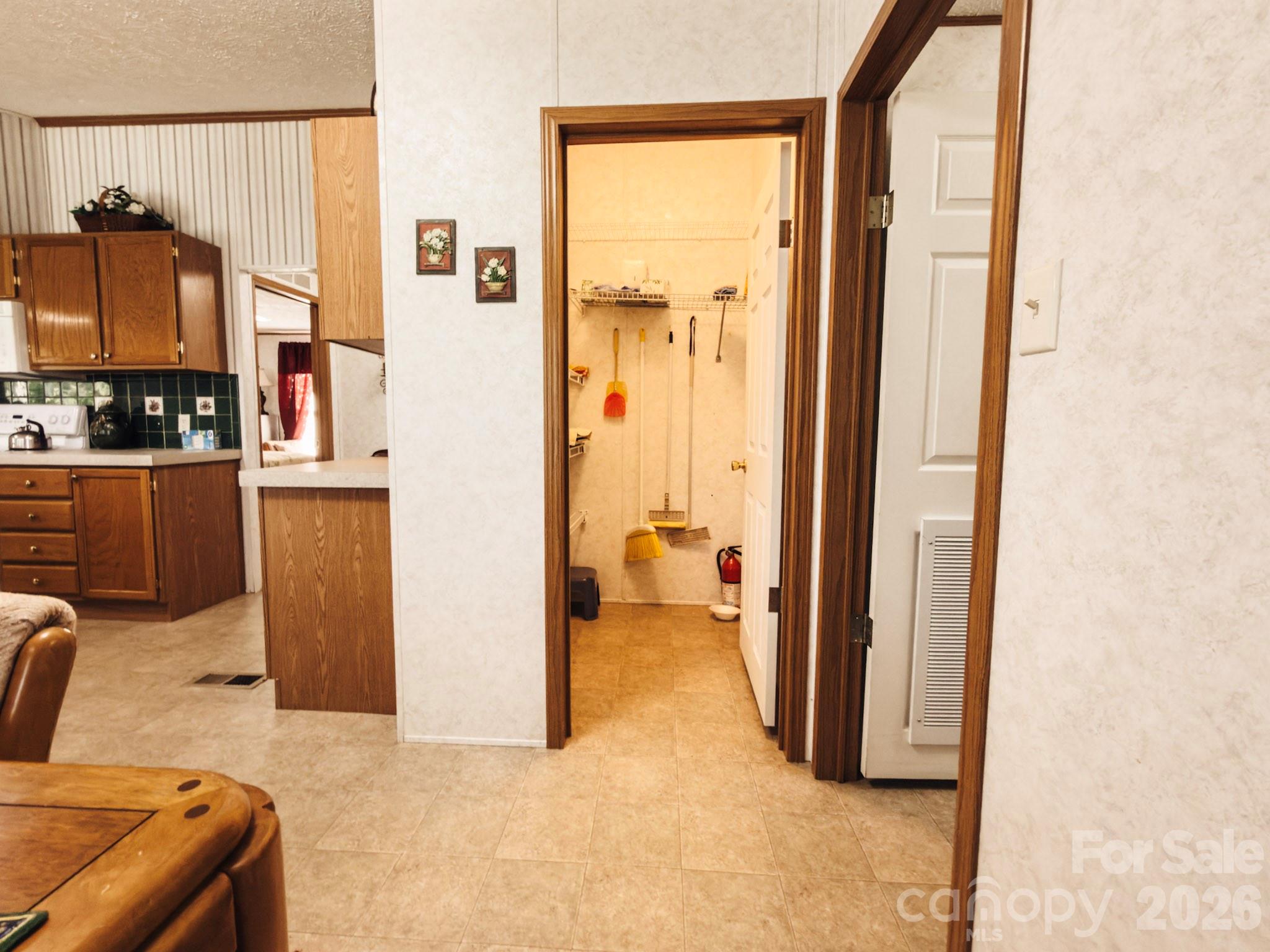 2391 Hickory Knoll Road — Franklin
