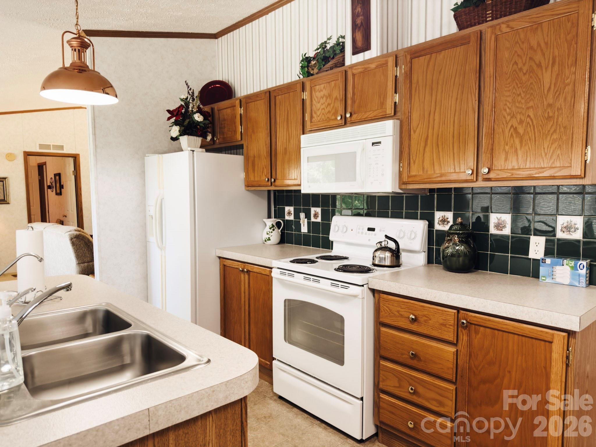 2391 Hickory Knoll Road — Franklin