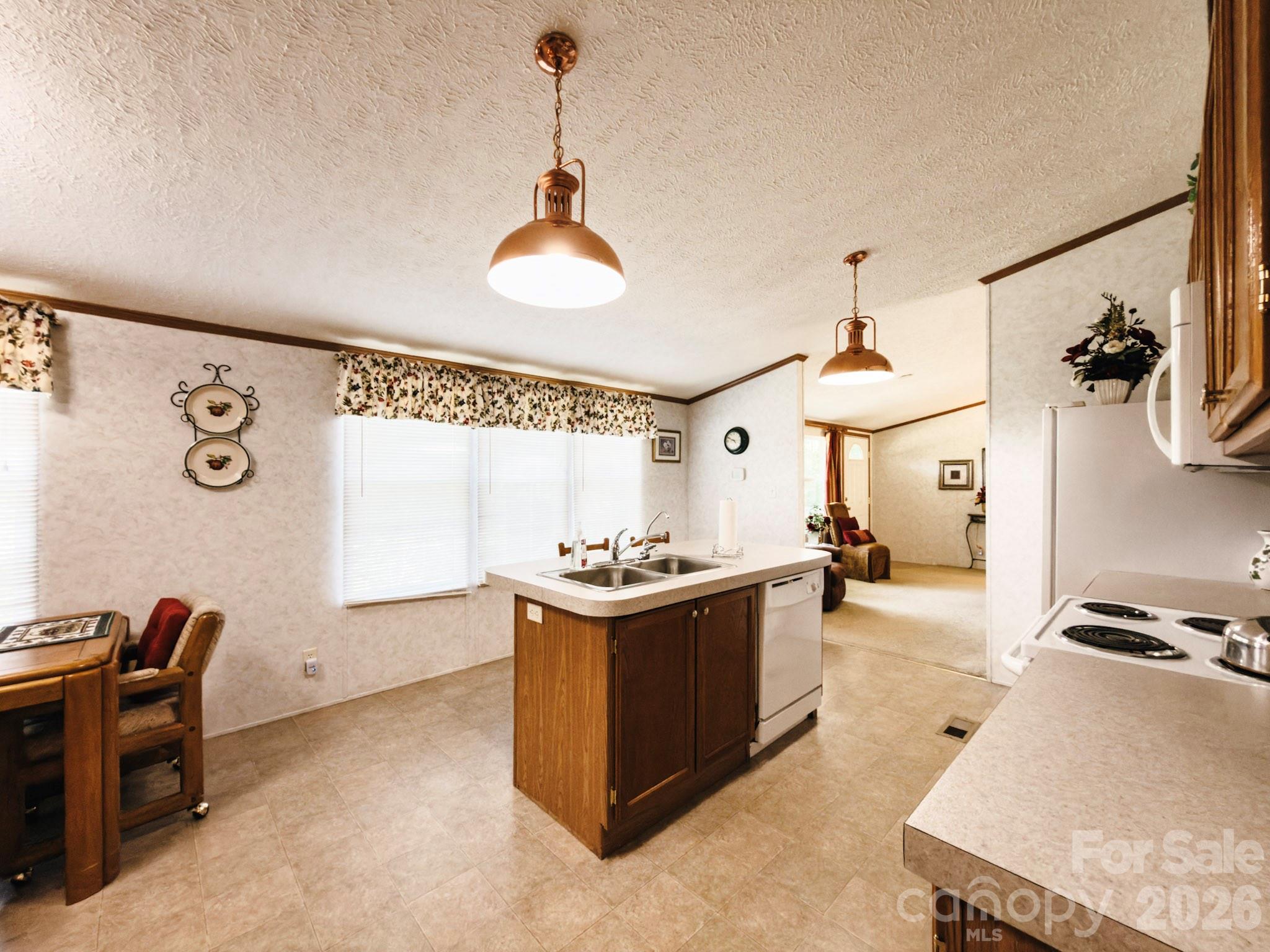 2391 Hickory Knoll Road — Franklin