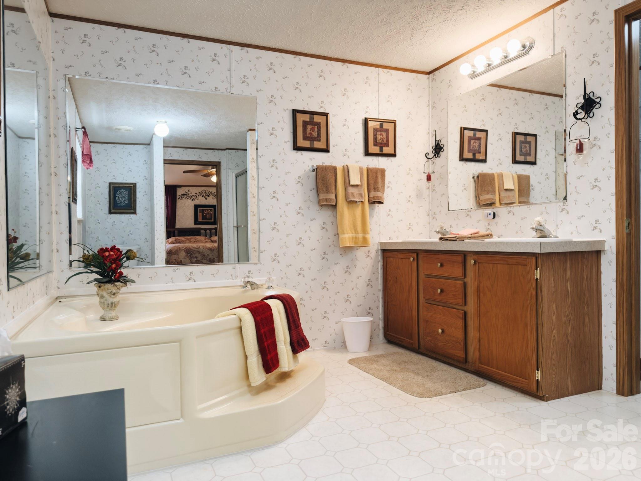 2391 Hickory Knoll Road — Franklin