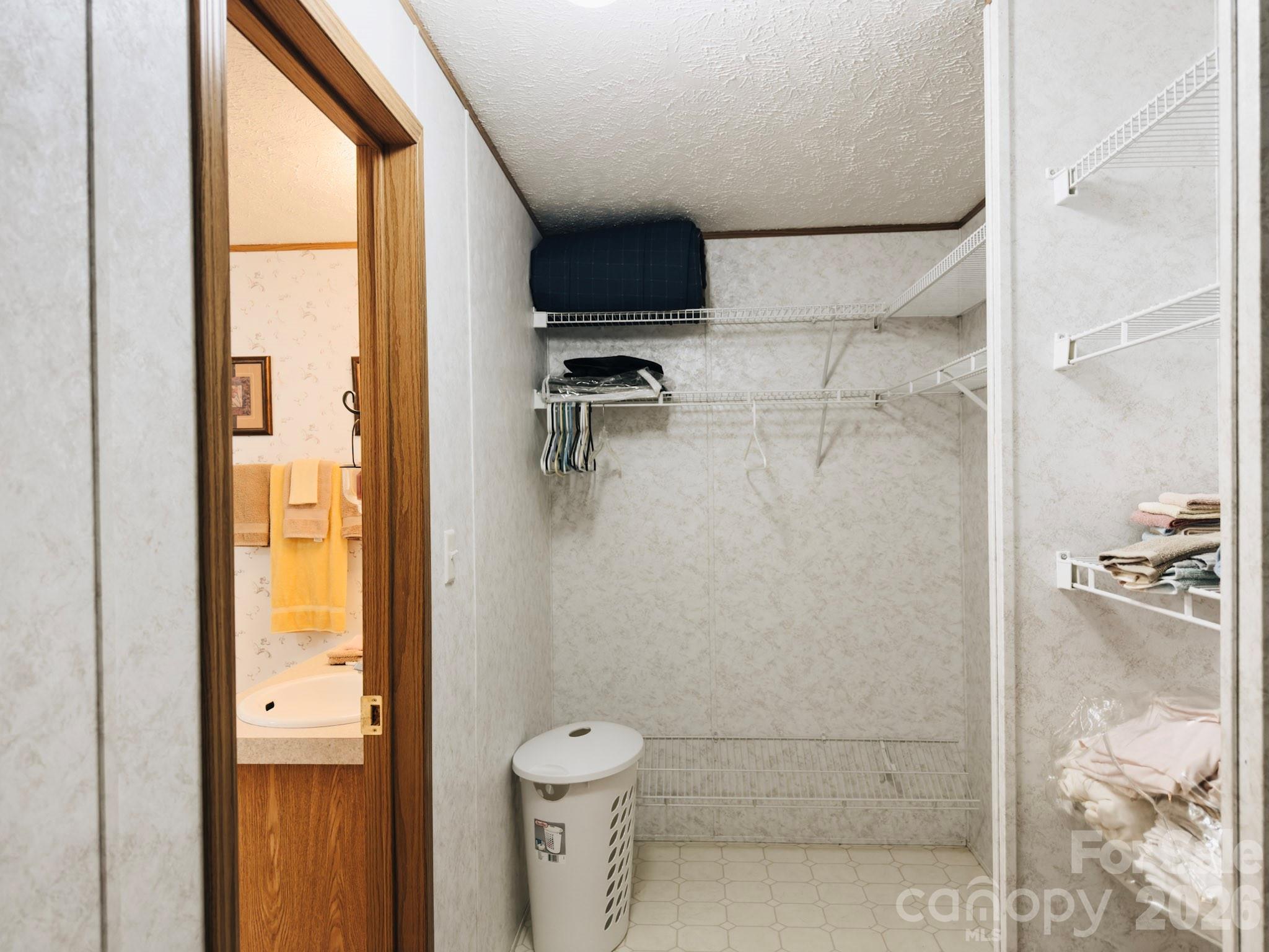 2391 Hickory Knoll Road — Franklin