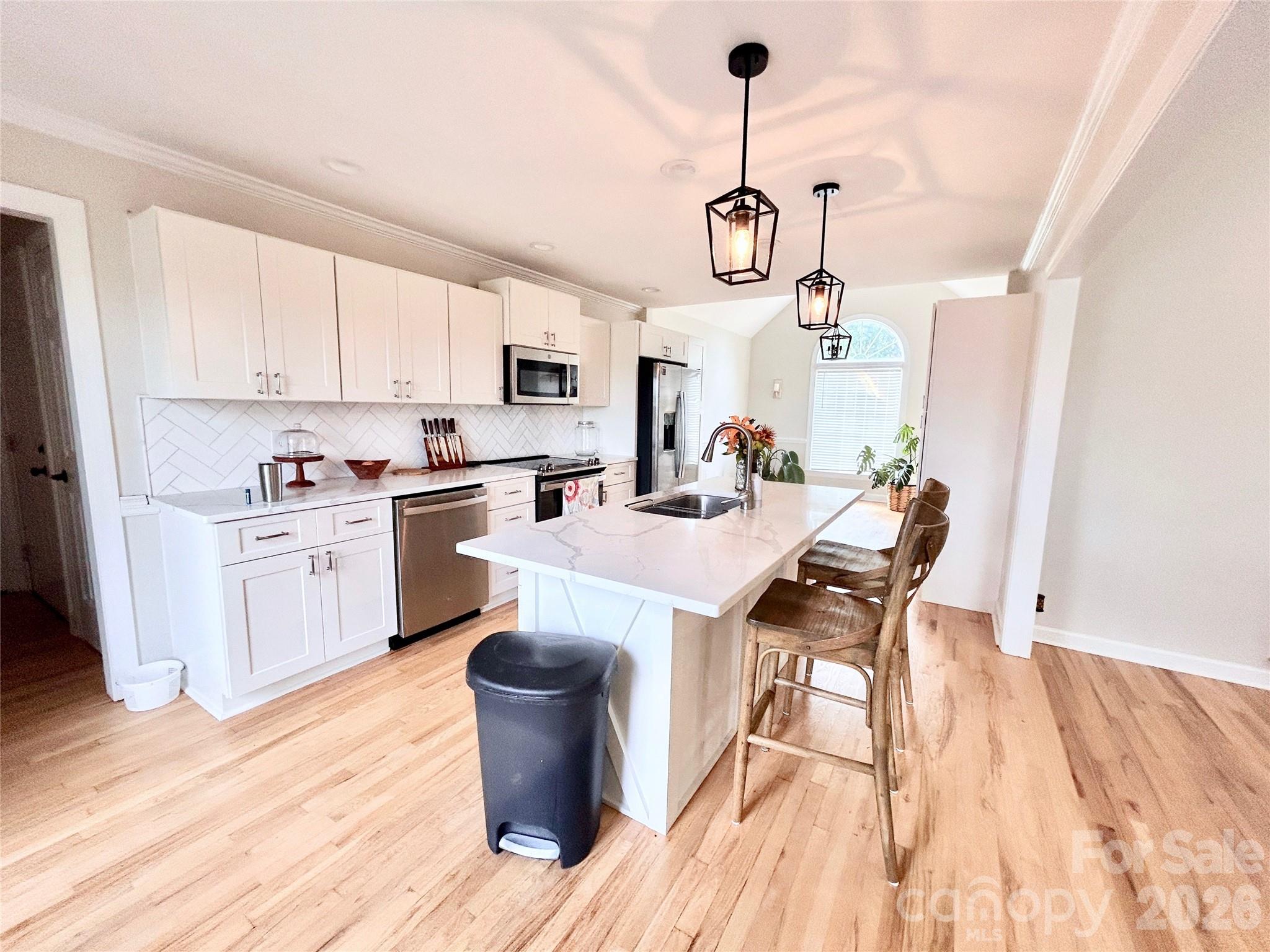 349 Murdock Road — Troutman