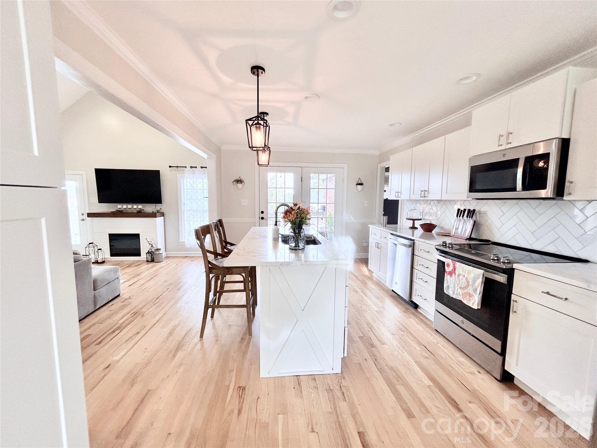 349 Murdock Road — Troutman