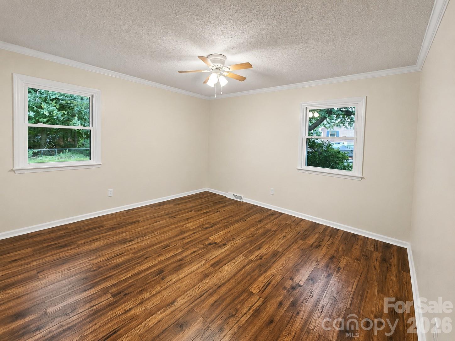 2914 Dresden Drive — Gastonia