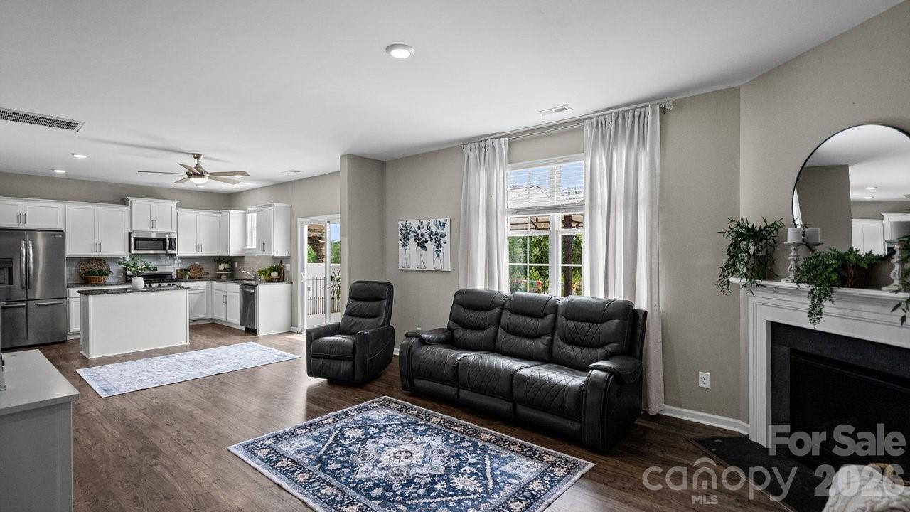 179 Atwater Landing Drive — Mooresville