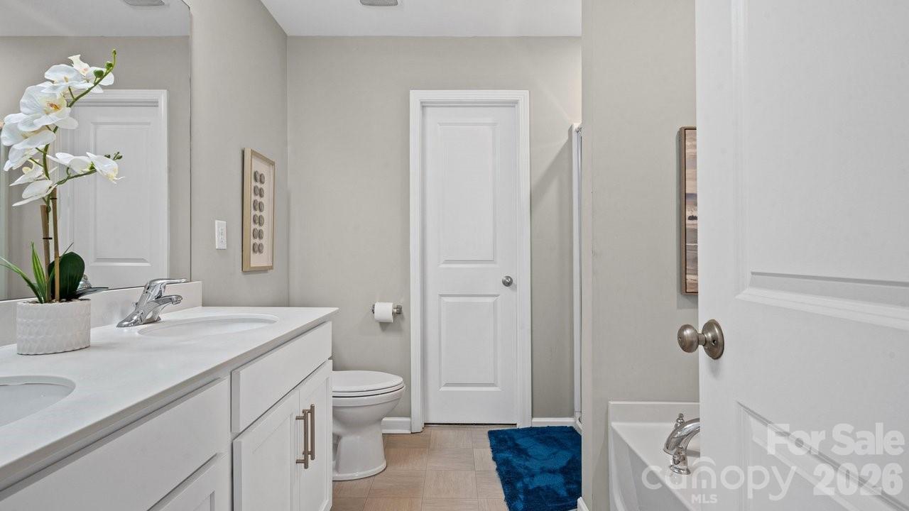 179 Atwater Landing Drive — Mooresville