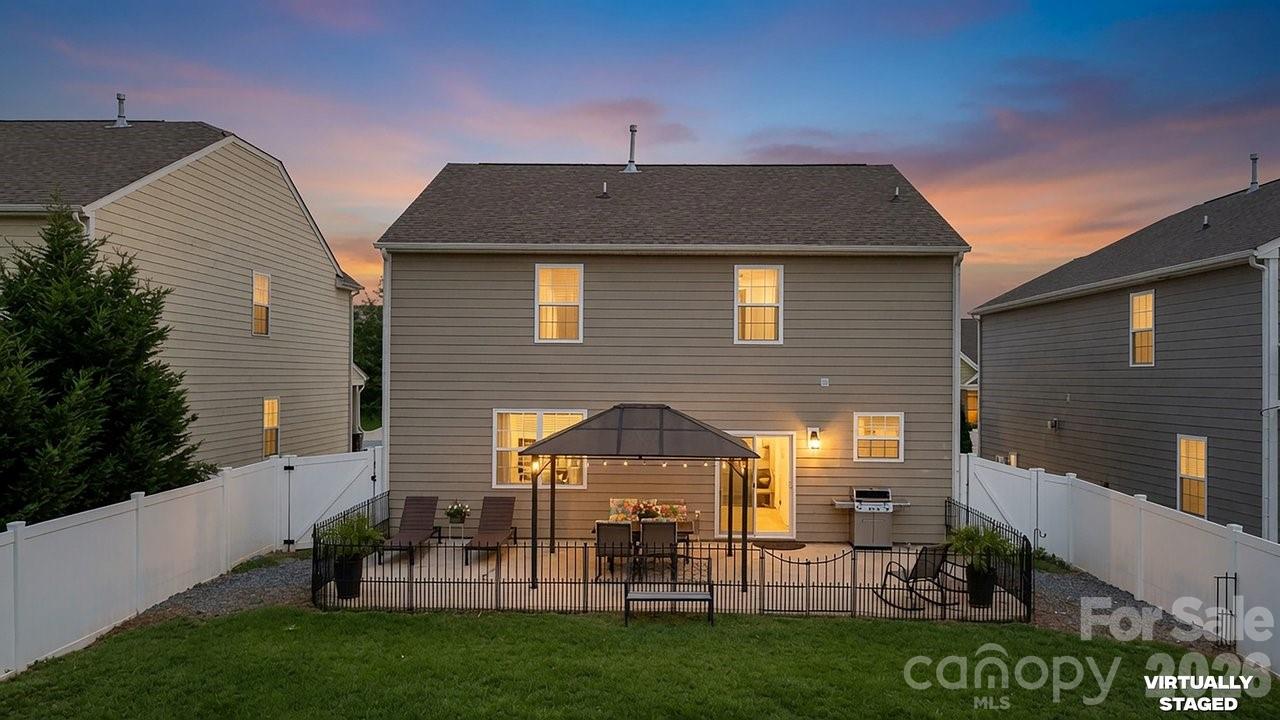 179 Atwater Landing Drive — Mooresville