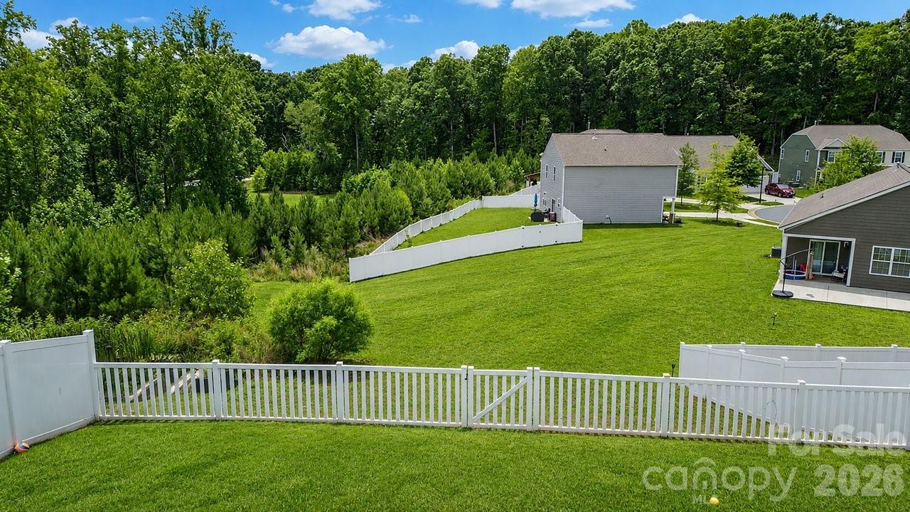179 Atwater Landing Drive — Mooresville
