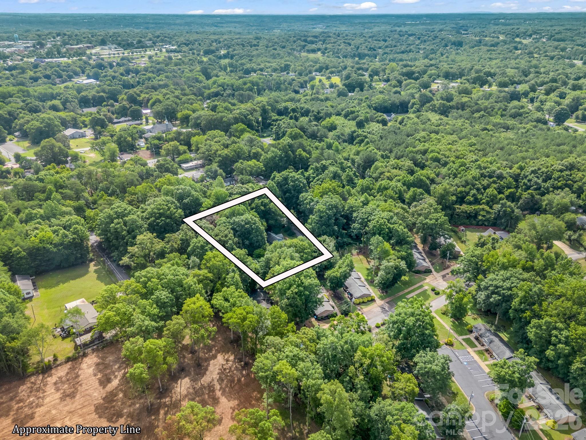 126 Bittle Street — Forest City