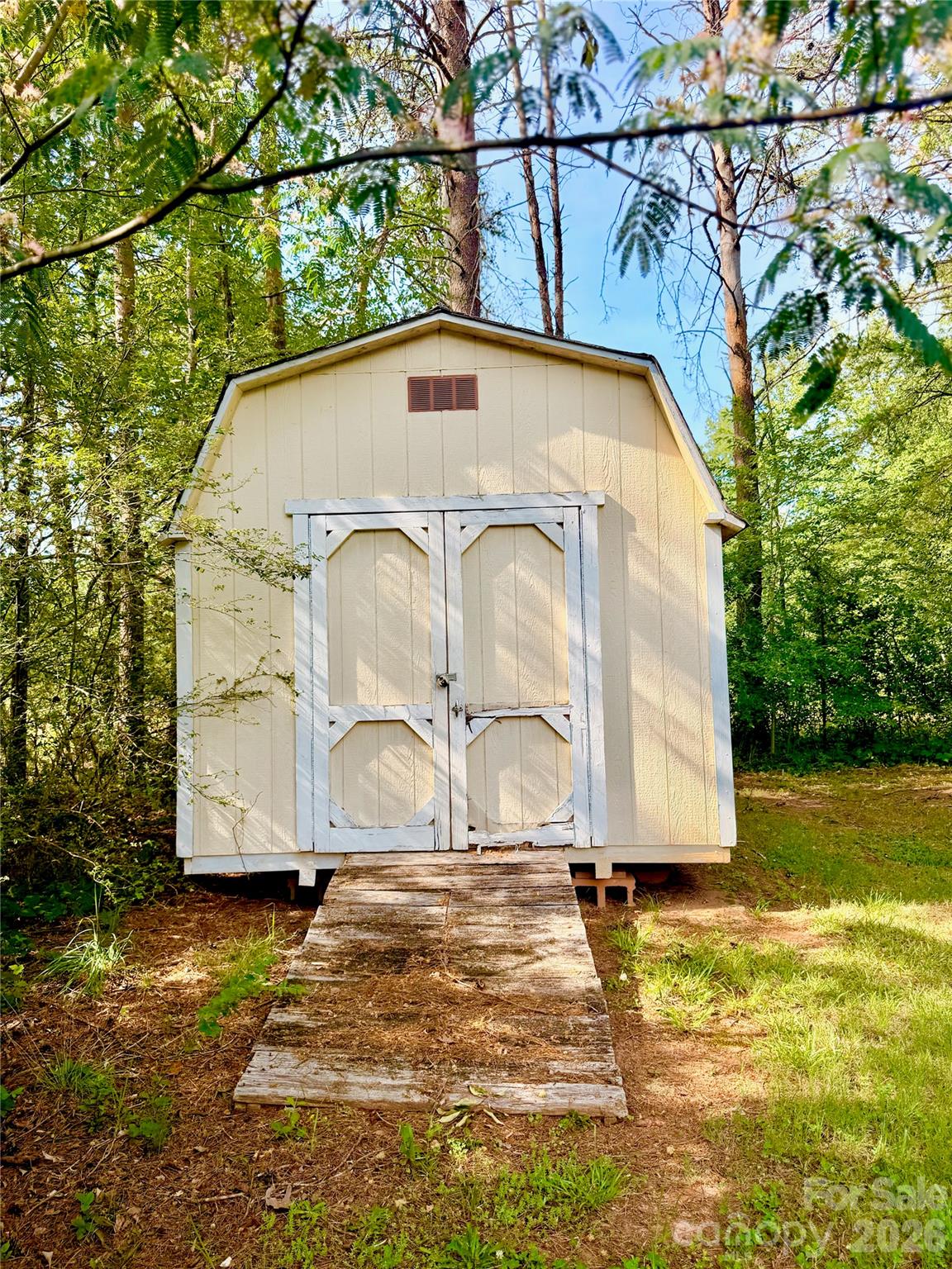 1668 Lane Road — Mount Holly