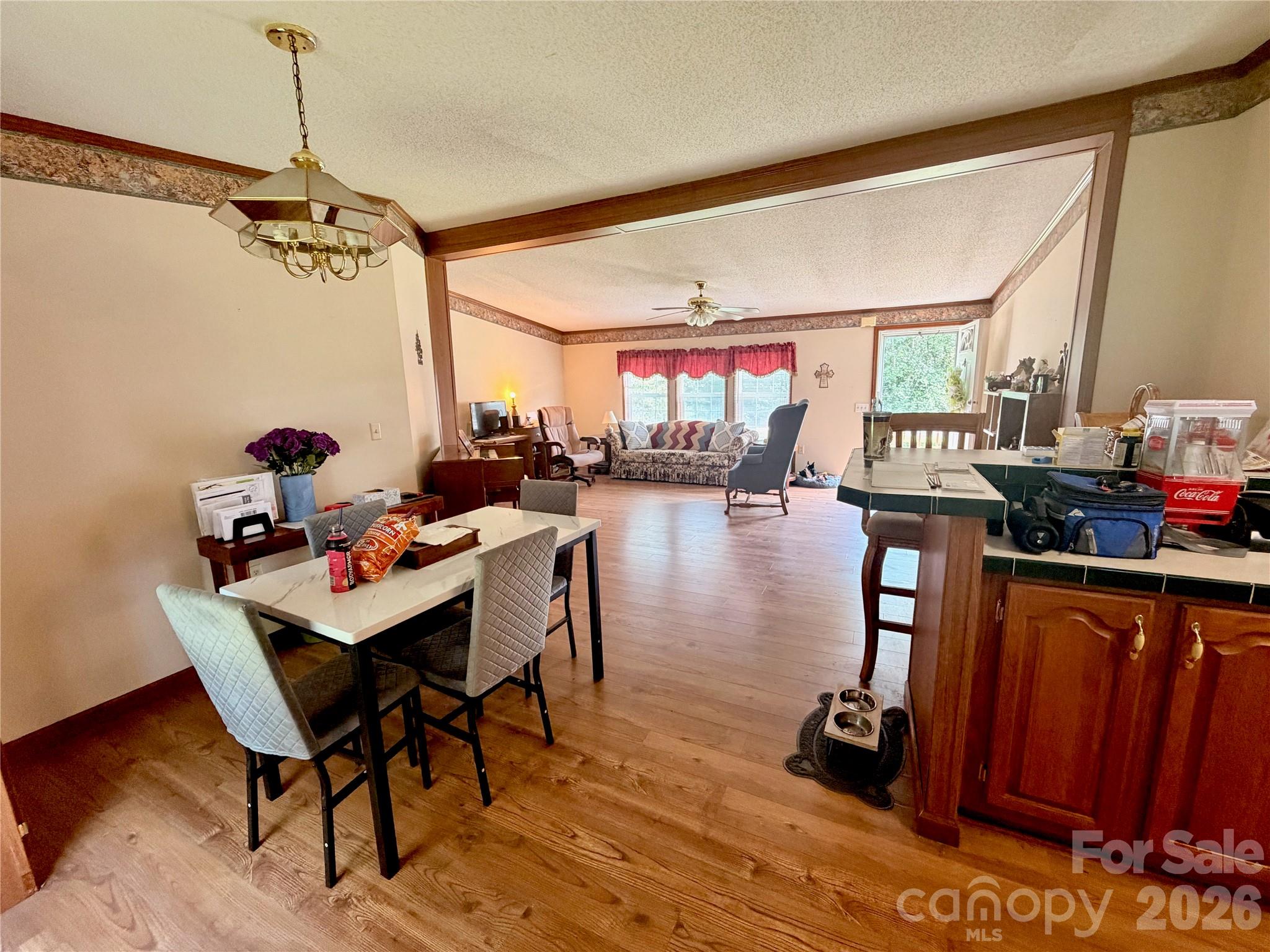 1668 Lane Road — Mount Holly