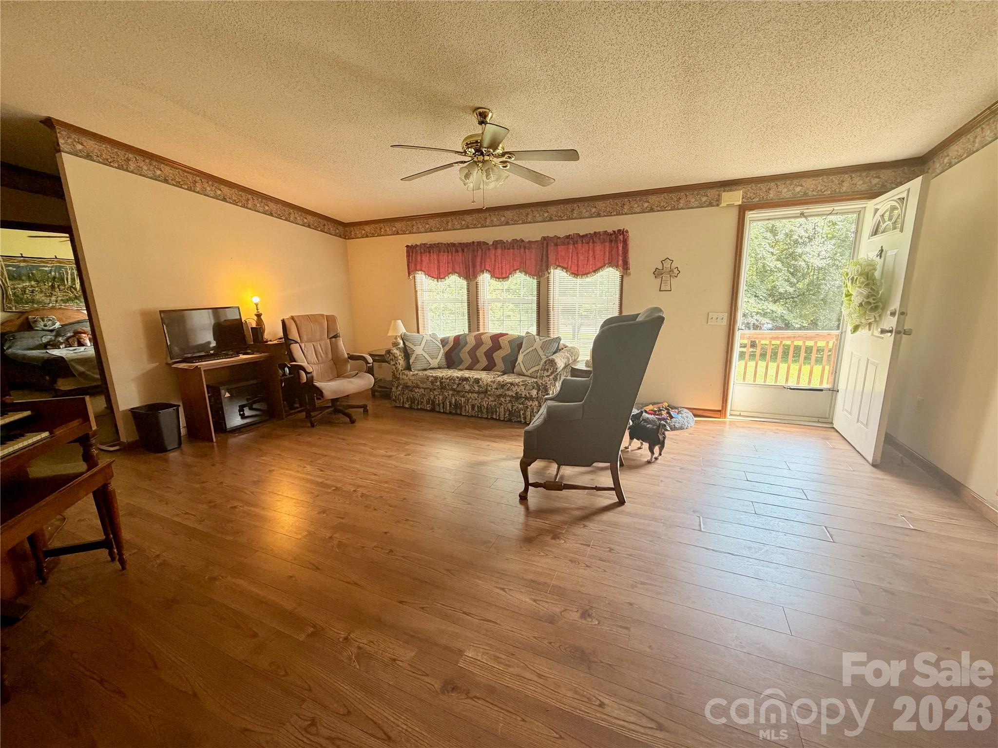1668 Lane Road — Mount Holly