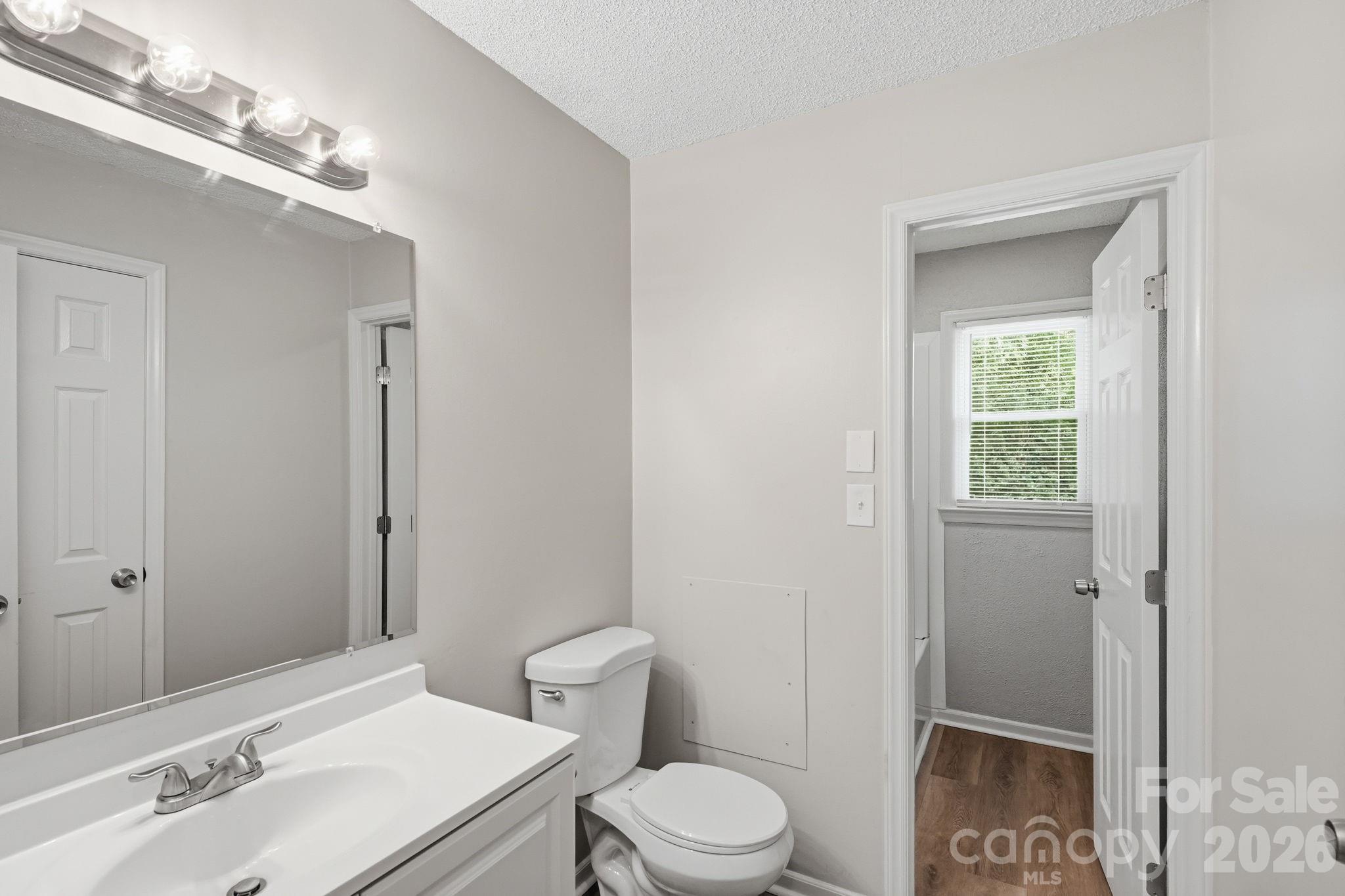 5008 Sea Oates Lane — Bessemer City