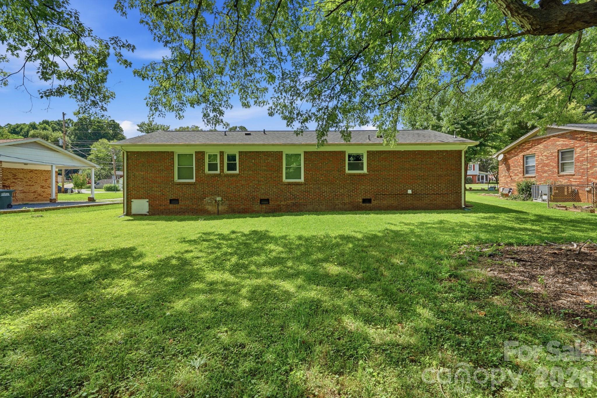 5008 Sea Oates Lane — Bessemer City