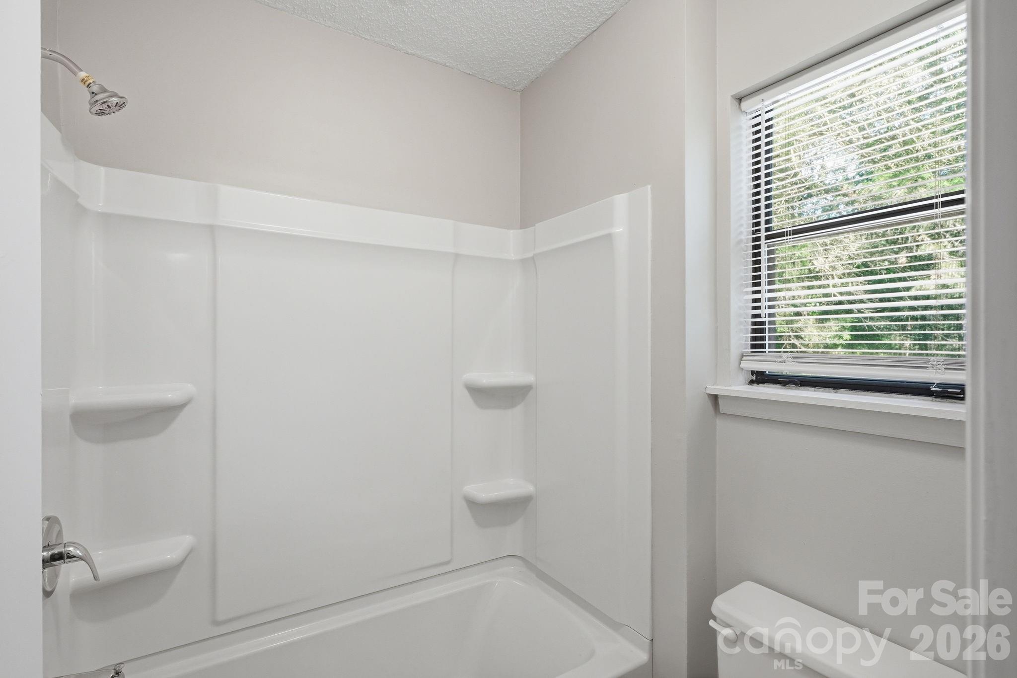 11813 Moonridge Drive — Charlotte
