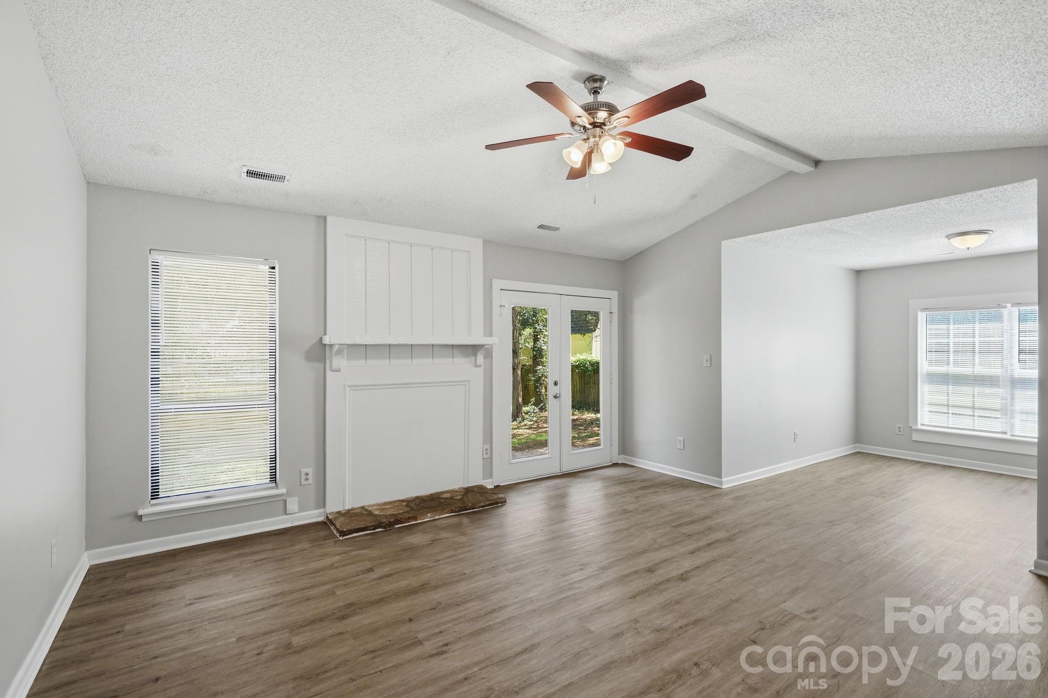 11813 Moonridge Drive — Charlotte