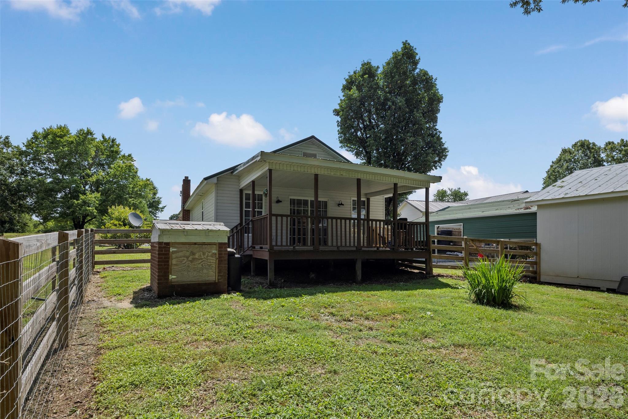 6121 Sikes Mill Road — Monroe
