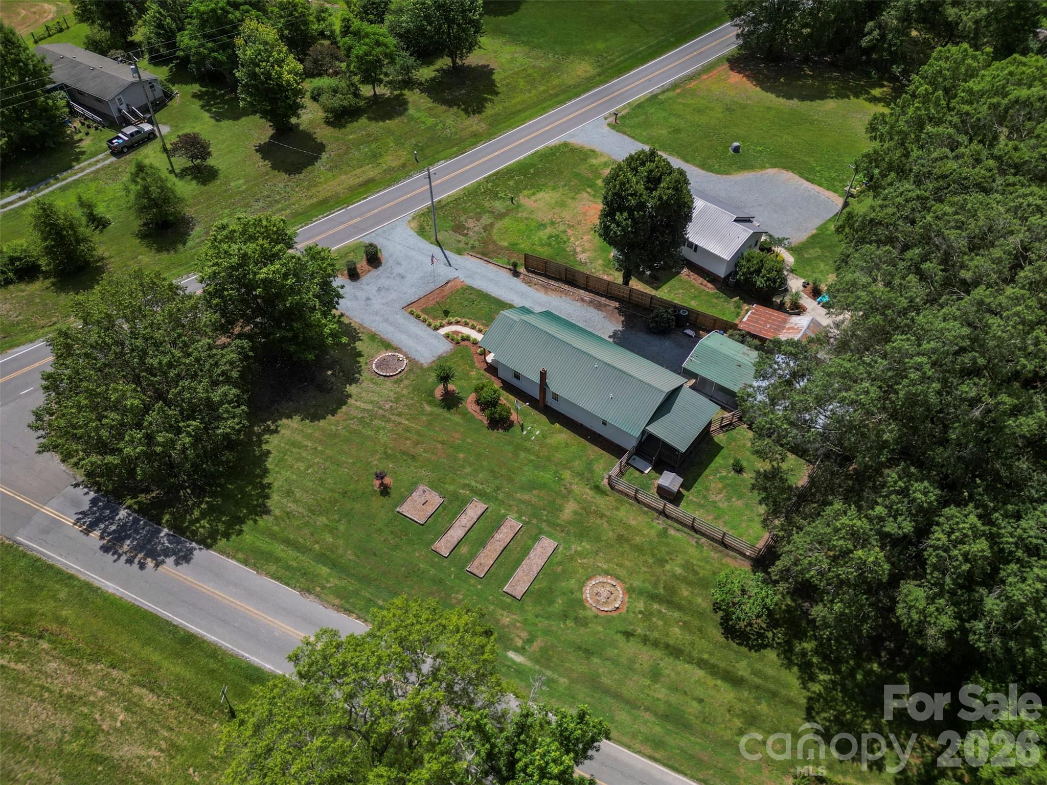 6121 Sikes Mill Road — Monroe
