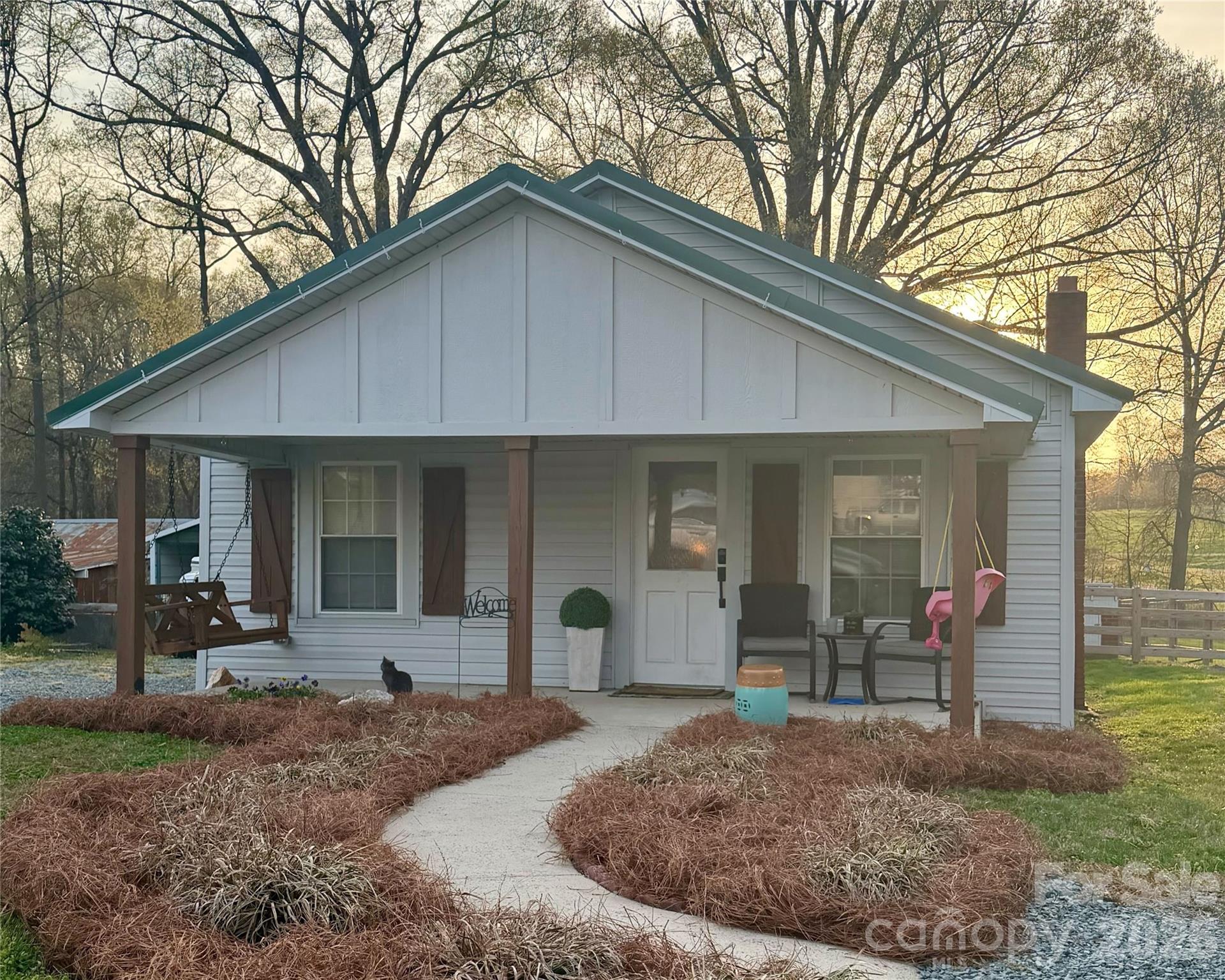 6121 Sikes Mill Road — Monroe