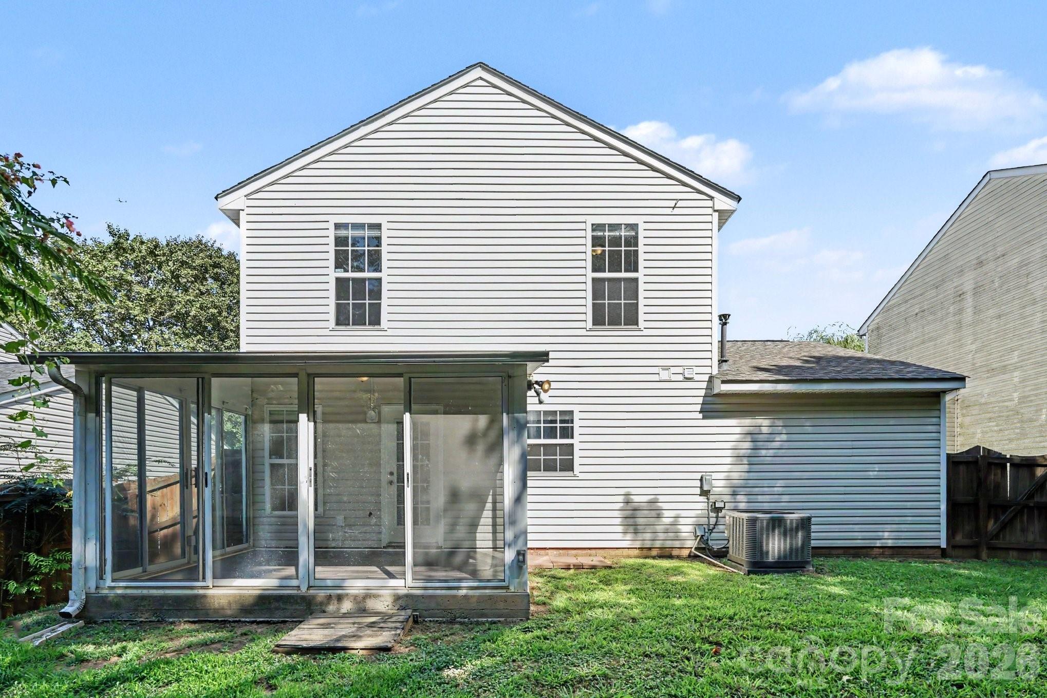 1029 Jordans Pond Lane — Charlotte