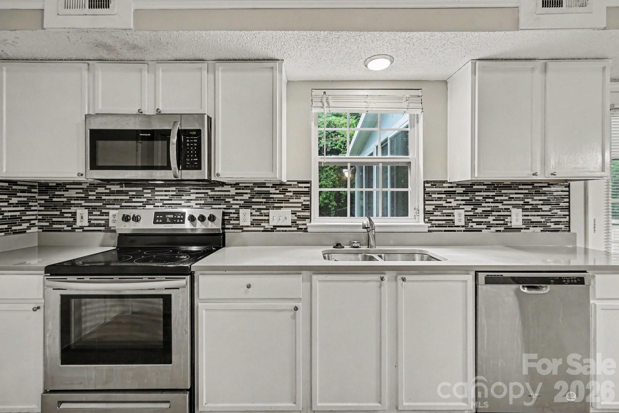 1029 Jordans Pond Lane — Charlotte