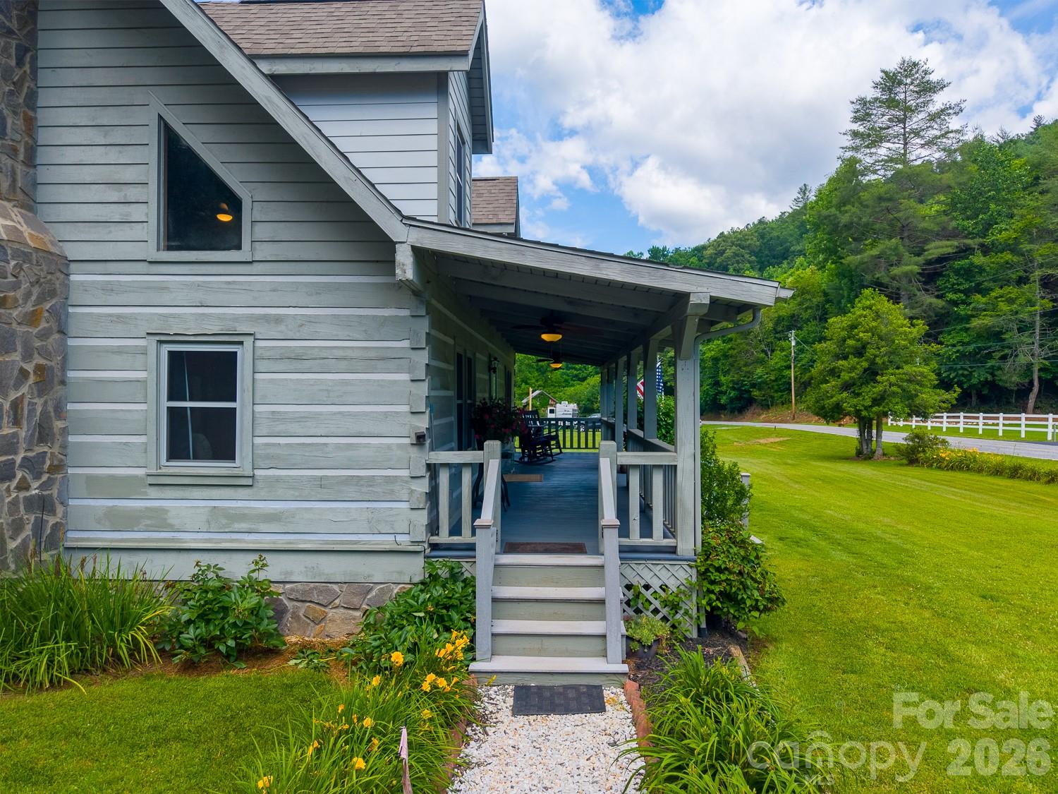 538 East Fork Road — Sylva