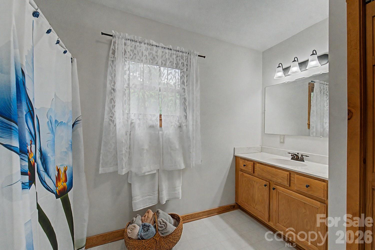 538 East Fork Road — Sylva